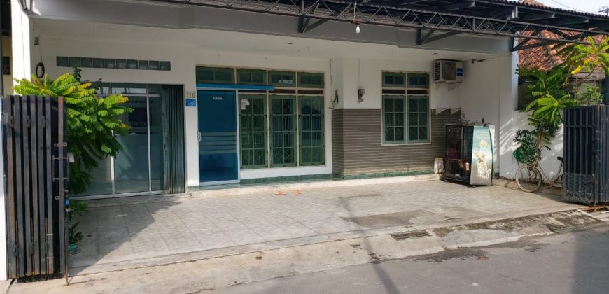 Rumah Dijual : Jl. Trajutrisno Raya, Semarang