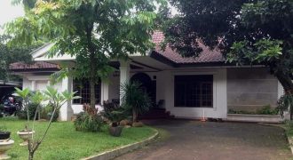 Rumah Dijual : Kav. Polri B, Pintu Barat Ragunan, Jakarta Selatan