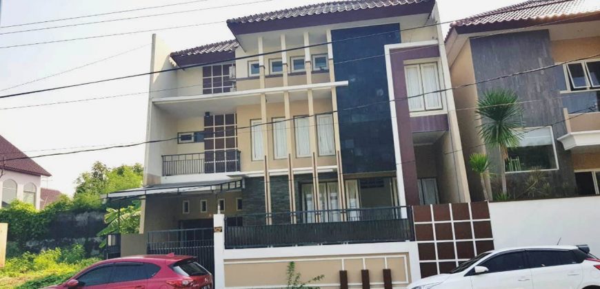 Rumah Dijual : Jl. Puri Anjasmoro Blok N, Semarang