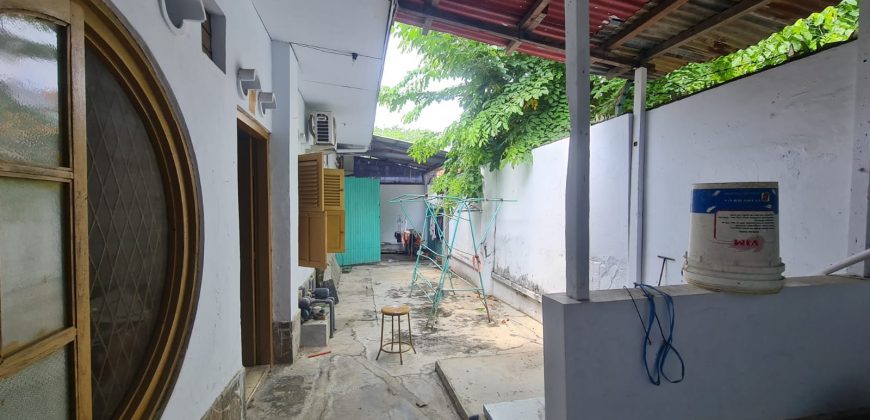 Rumah Disewakan : Jl. Taman Pekunden, Semarang