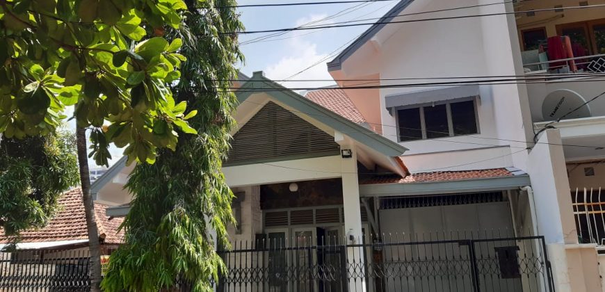 Dijual Rumah: Jl. Taman Seteran Barat
