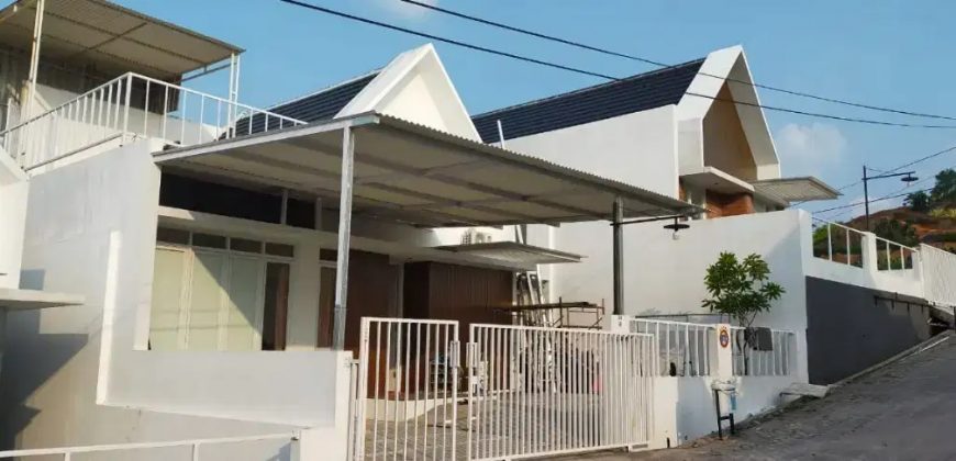 Disewakan Rumah Perum griya Lestari Cluster Mountana – Semarang