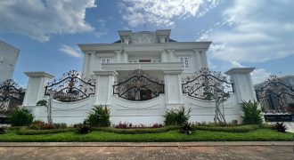 Dijual Rumah Mewah Di Jl. Lawu Blok Arga Golf Semarang