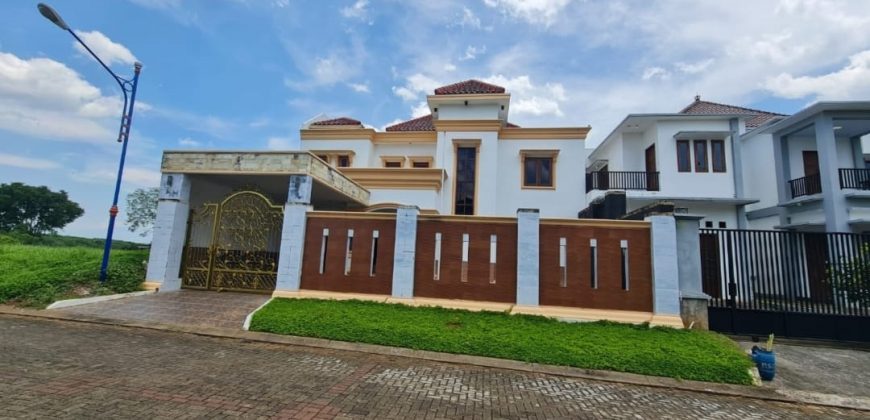 Dijual Rumah Mewah Jl. Merbabu I , Arga Golf Semarang