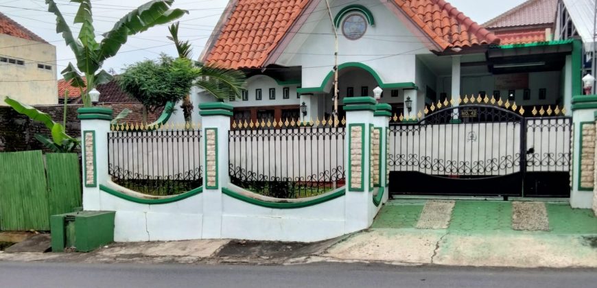 Dijual Rumah Lokasi Strategis Di Jl.tusam Timur Raya Banyumanik