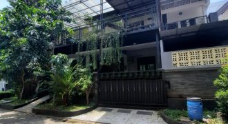 Dijual Rumah Mewah Lokasi Perum Graha Padma Semarang